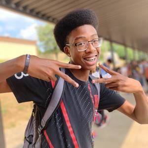 Meet your Posher, Isaiah